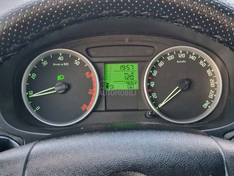 Škoda Roomster 1.2b TNG