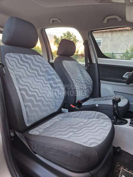 Škoda Roomster 1.2b TNG