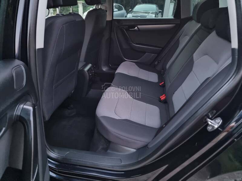 Volkswagen Passat B7 2.0TDI HIGHILINE LED