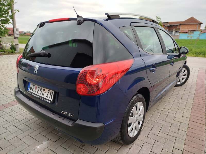 Peugeot 207 1.4 outdoor