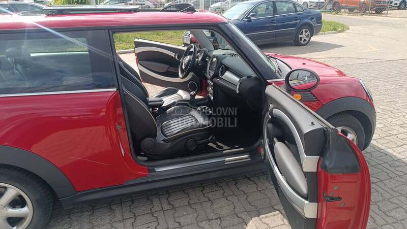 MINI Cooper 