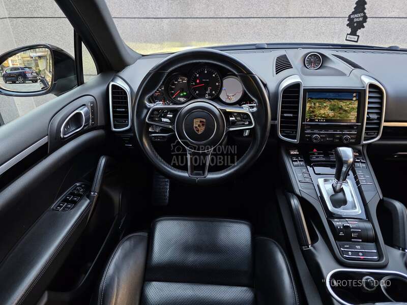 Porsche Cayenne 3.0