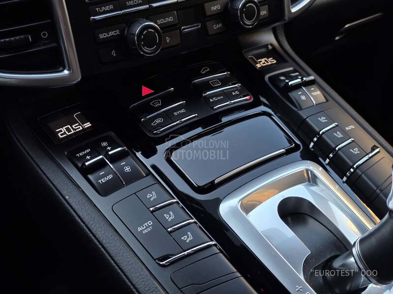 Porsche Cayenne 3.0