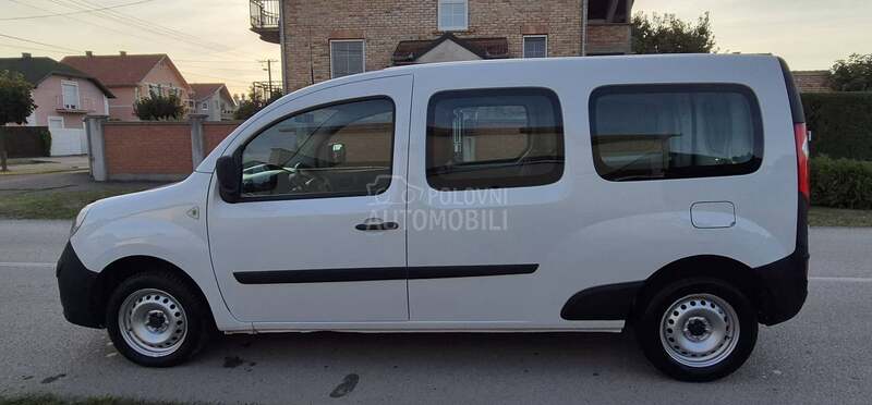 Renault Kangoo MAXI / 5 sedišta