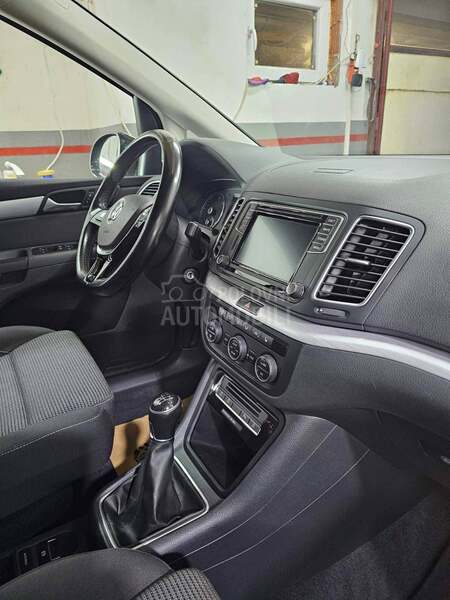 Volkswagen Sharan 2.0 TDi