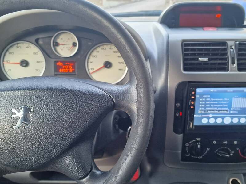 Peugeot Expert 