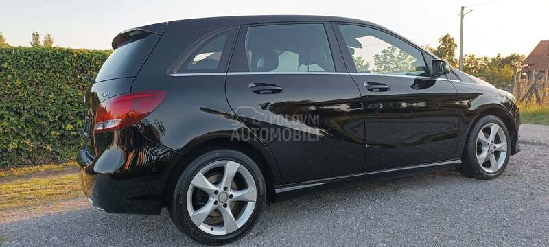 Mercedes Benz B 180 RESTAJLING