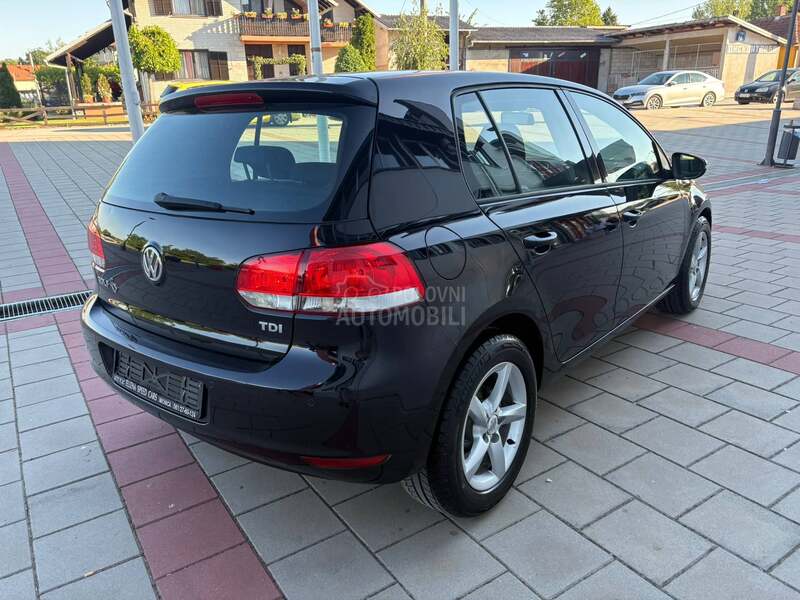 Volkswagen Golf 5 16 tdi