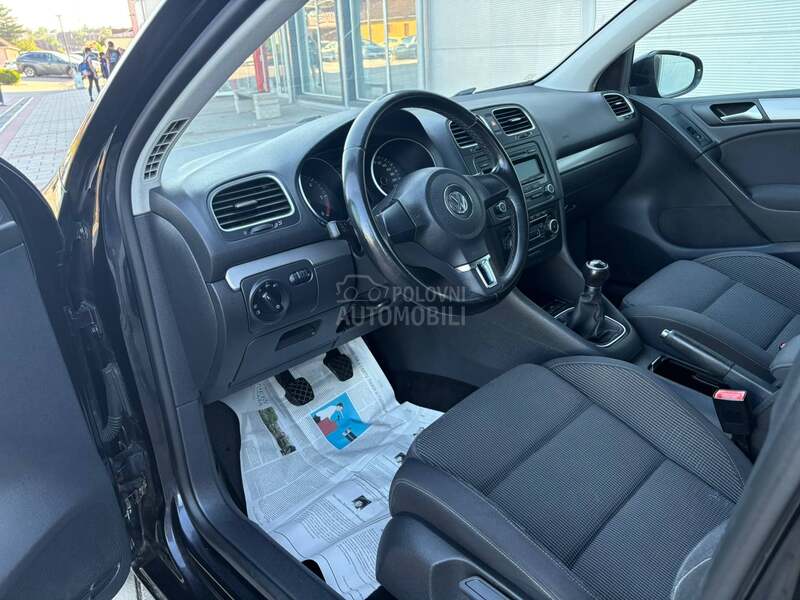 Volkswagen Golf 5 16 tdi