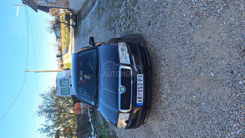 Škoda Superb 