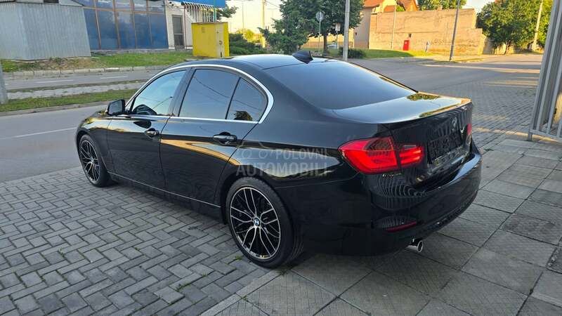 BMW 320 