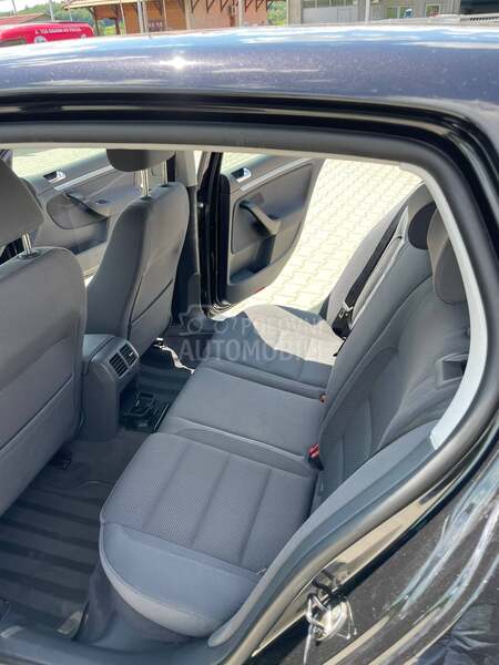 Volkswagen Golf 5 2.0 tdi