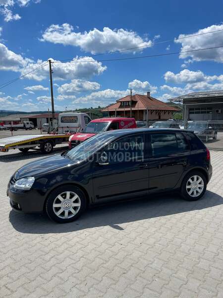 Volkswagen Golf 5 2.0 tdi