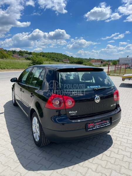 Volkswagen Golf 5 2.0 tdi