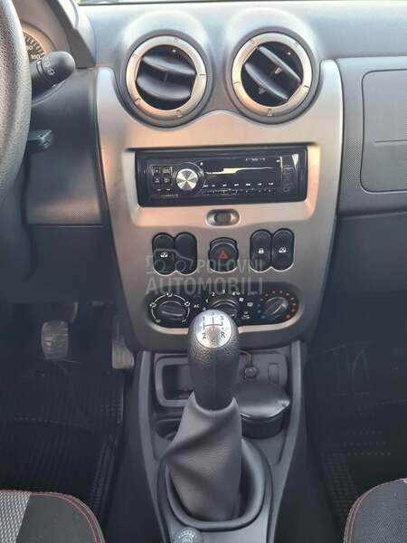 Dacia Duster 1.6 TNG