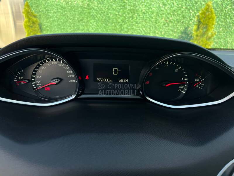 Peugeot 308 1.6HDI /STYLE/PERLA/