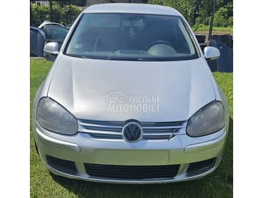 Volkswagen Golf 5 -  kompletan auto u delovima