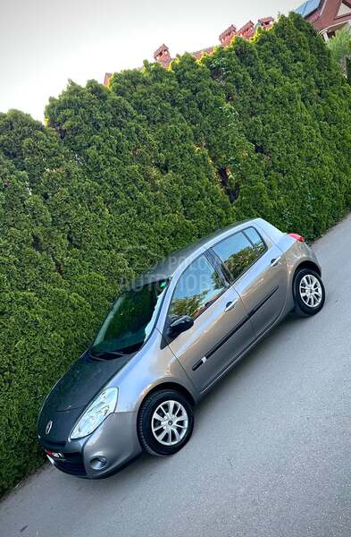 Renault Clio 100000 K M CH