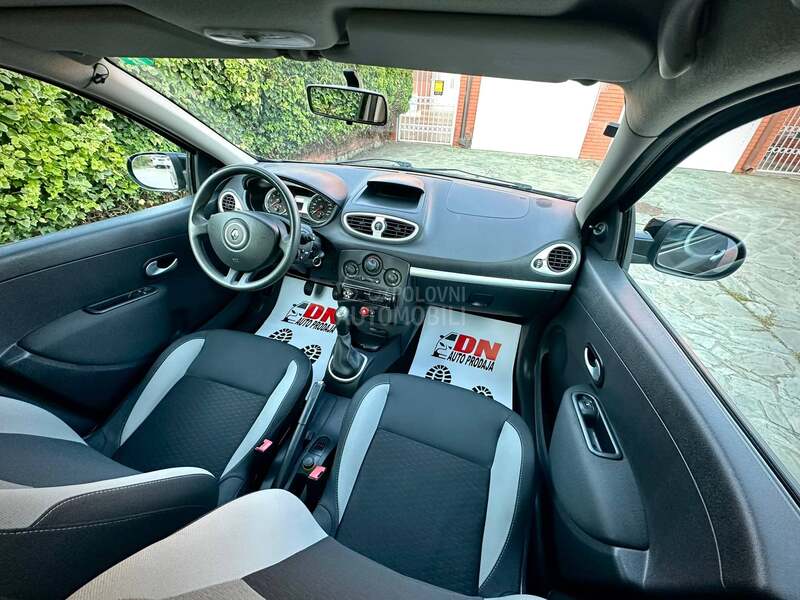 Renault Clio 100000 K M CH