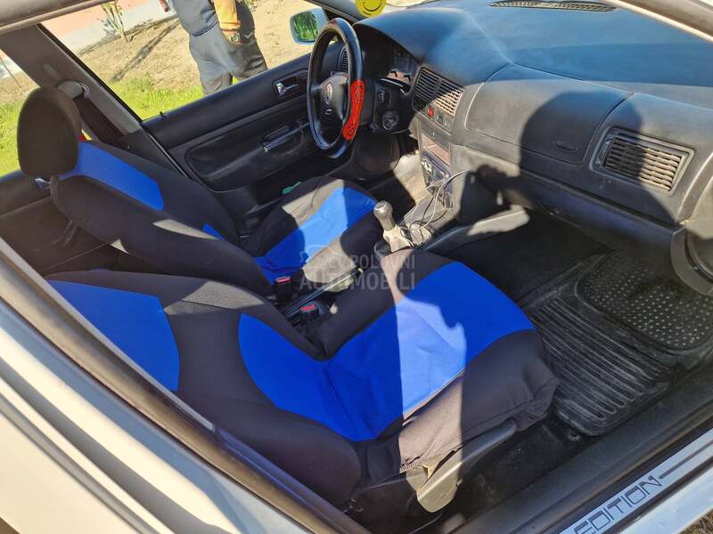 Volkswagen Golf 4 