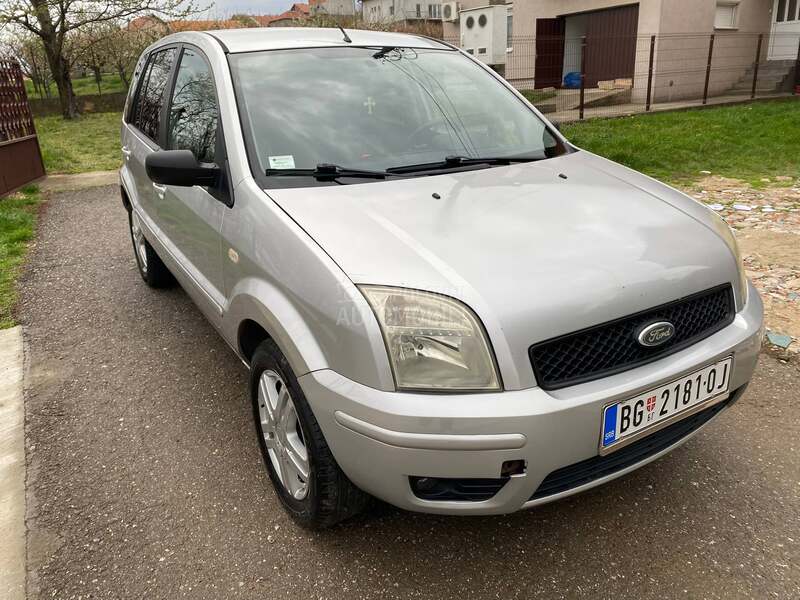 Ford Fusion 