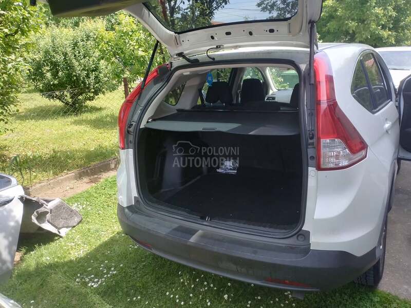 Honda CR-V 1.6 2015. god. -  kompletan auto u delovima