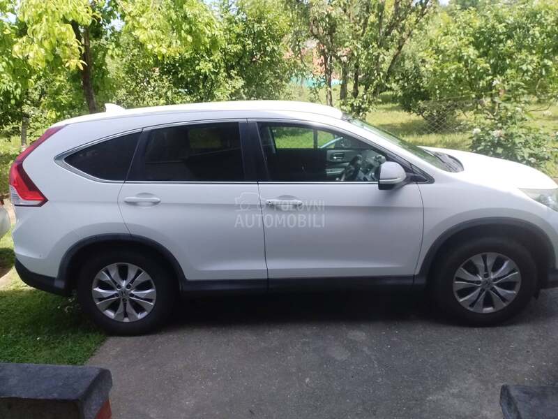 Honda CR-V 1.6 2015. god. -  kompletan auto u delovima