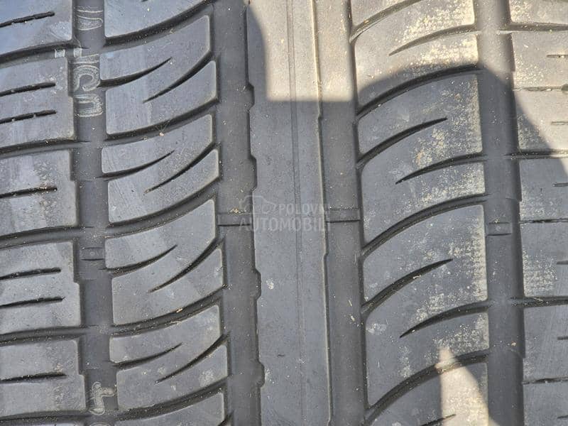 Pirelli 295/40 R22 Letnja