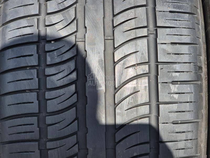 Pirelli 295/40 R22 Letnja