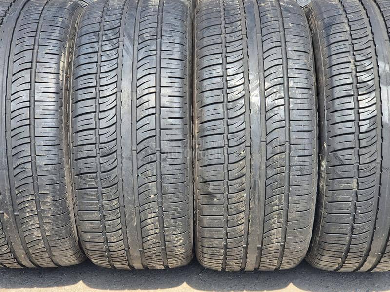 Pirelli 295/40 R22 Letnja