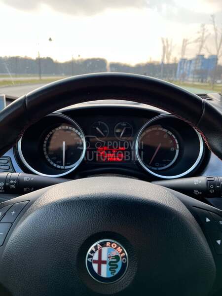Alfa Romeo Giulietta 