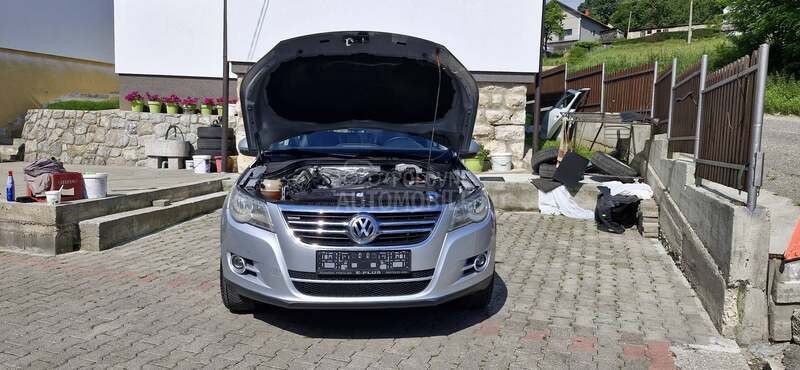 Volkswagen Tiguan 2,0 tsi 4x4  koza