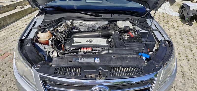 Volkswagen Tiguan 2,0 tsi 4x4  koza