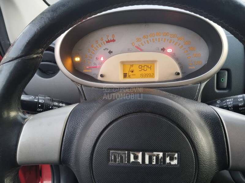 Daihatsu Sirion 1.0