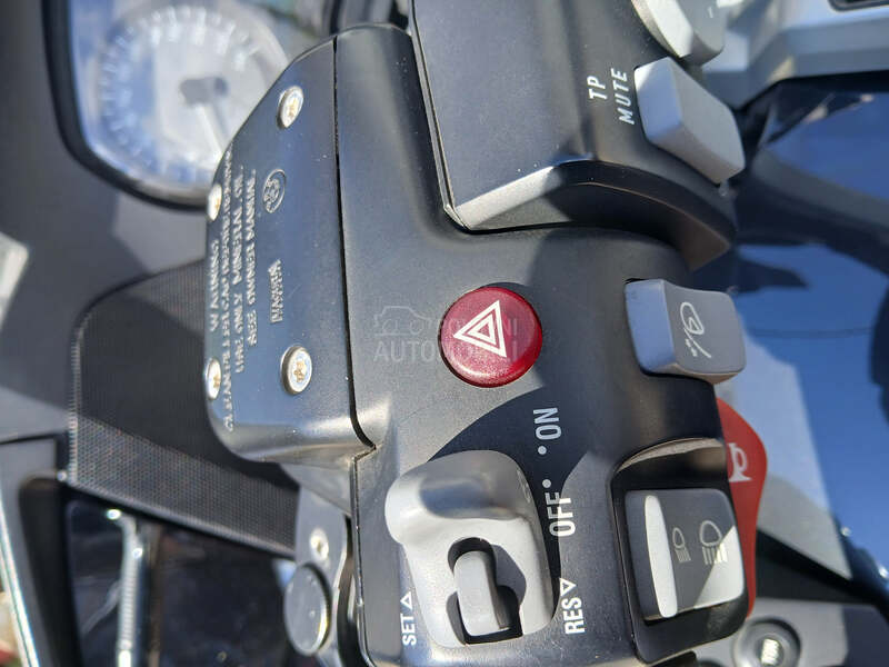 BMW r1200rt