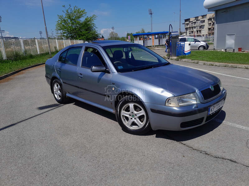 Škoda Octavia 2.0 DESNI VOLAN