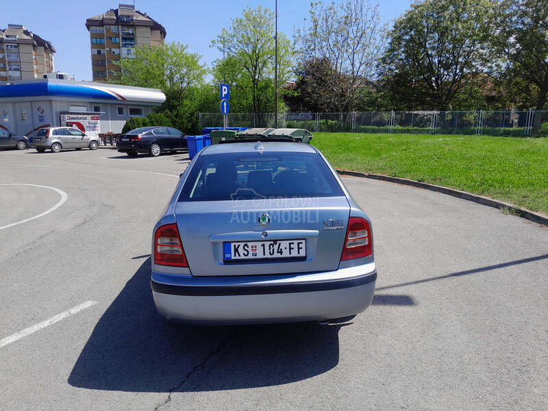 Škoda Octavia 2.0 DESNI VOLAN