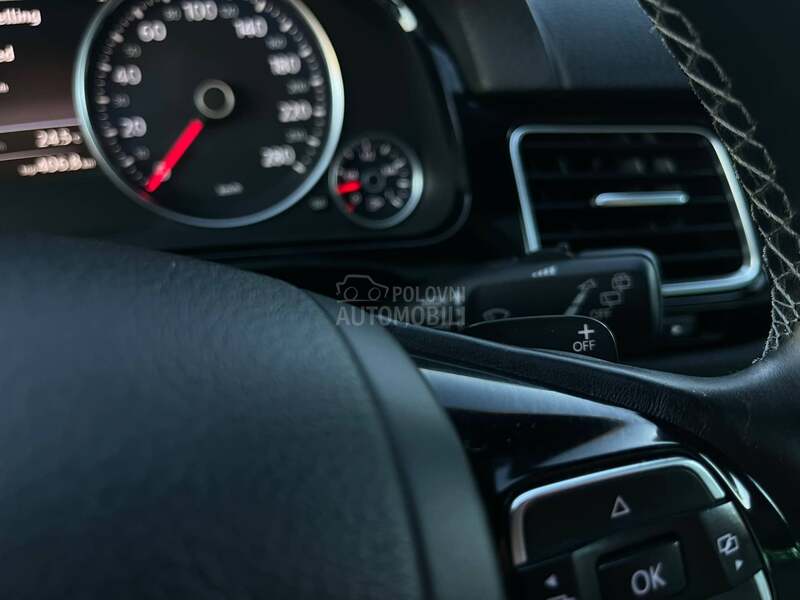 Volkswagen Touareg 3.0 R-LINE CH