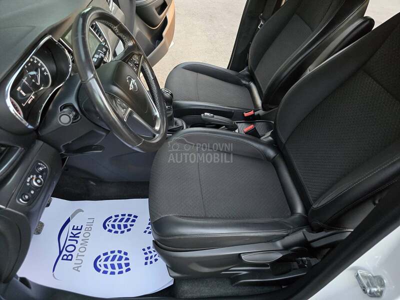 Opel Mokka 1.6CDTI INNOVATION