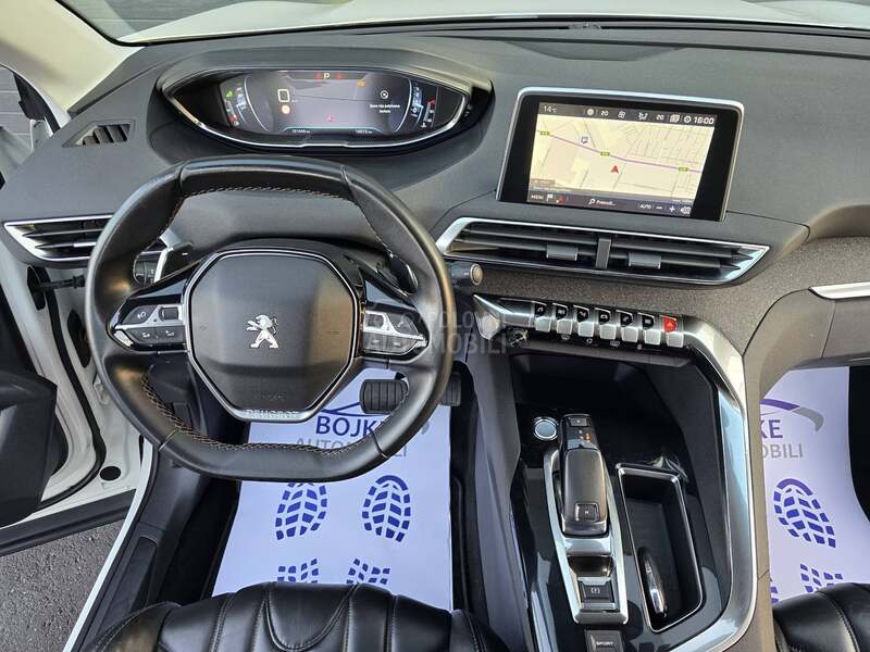 Peugeot 3008 1.6HDI ALLURE