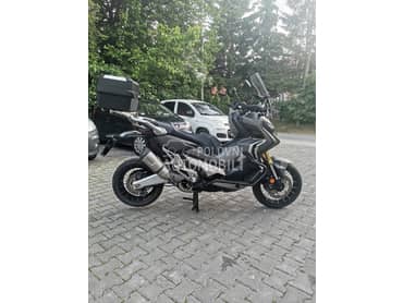 Honda x adv 750
