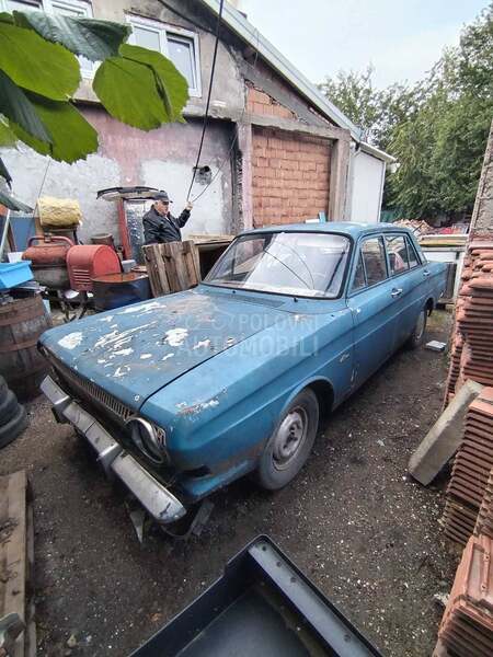 Ford Taunus 12M