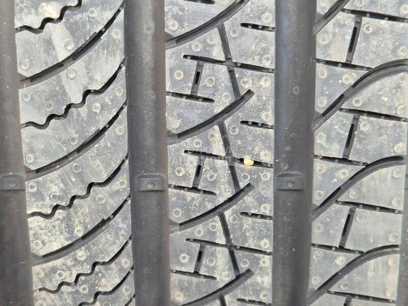 Pirelli 235/50 R20 Letnja