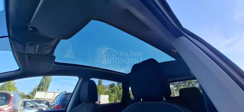 Nissan Qashqai + 2 2.0 BENC FFUULL