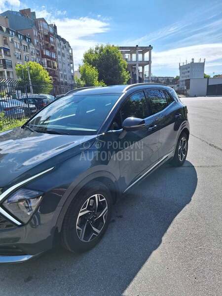 Kia Sportage 1.6T-GDI EX 7DCT FWD