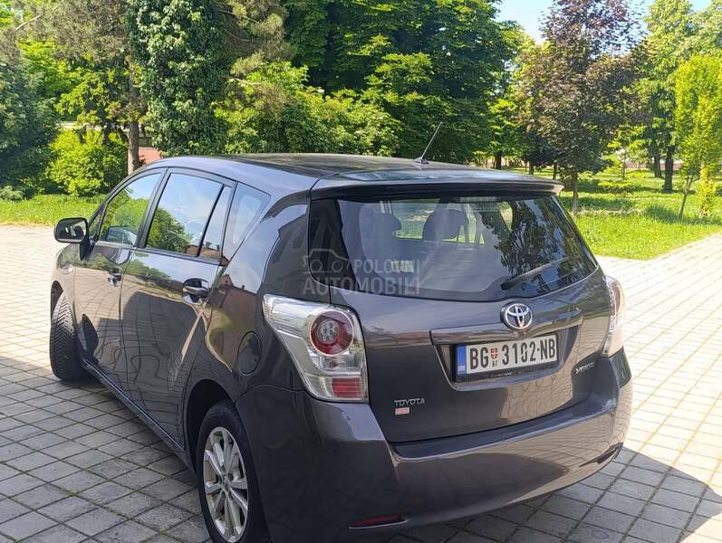 Toyota Verso 