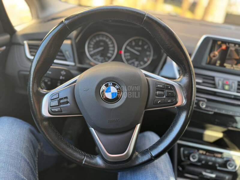 BMW 216 