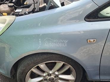 Desno krilo za Opel Corsa D