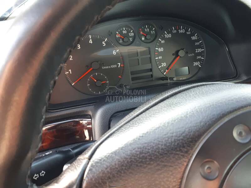 Audi A4 1.8  TNG
