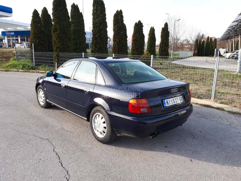 Audi A4 1.8  TNG